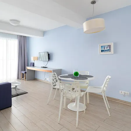 Apartmán Ischgl - Czarna Gora By Sun & Snow Z Nielimitowanym Basenem *